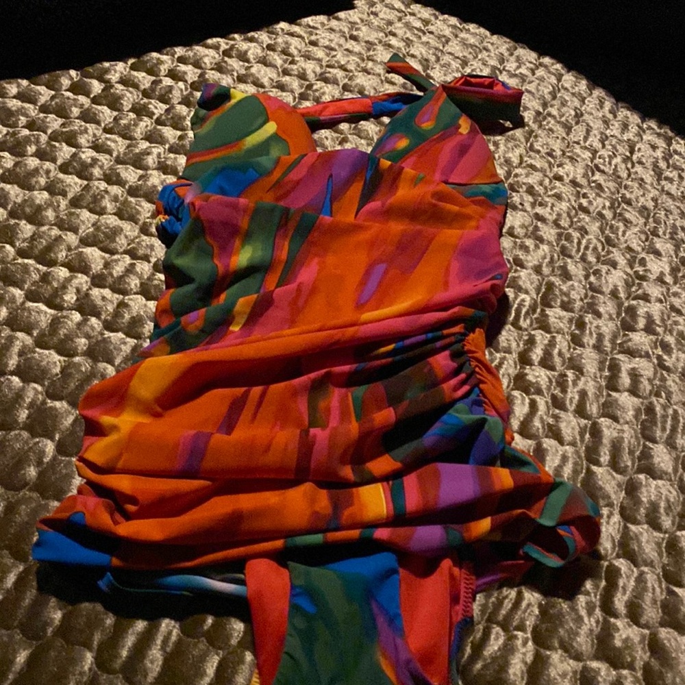 NWT Natori swimsuit size 8